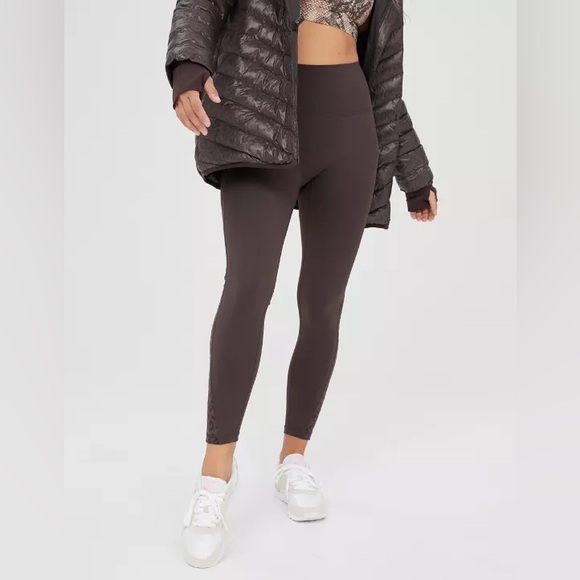 Aerie OFFLINE Espresso Kiss High Waisted Leopard Mesh 7/8 Leggings - XS - Picture 3 of 8